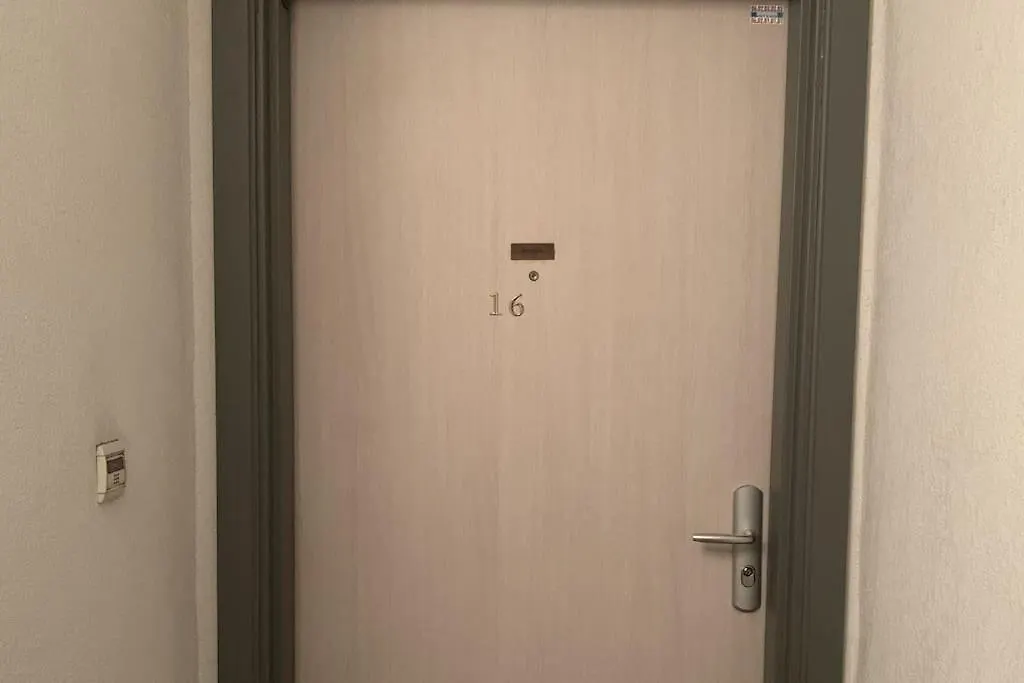 Studio Marseille Delphes - Entree Autonome 0*,