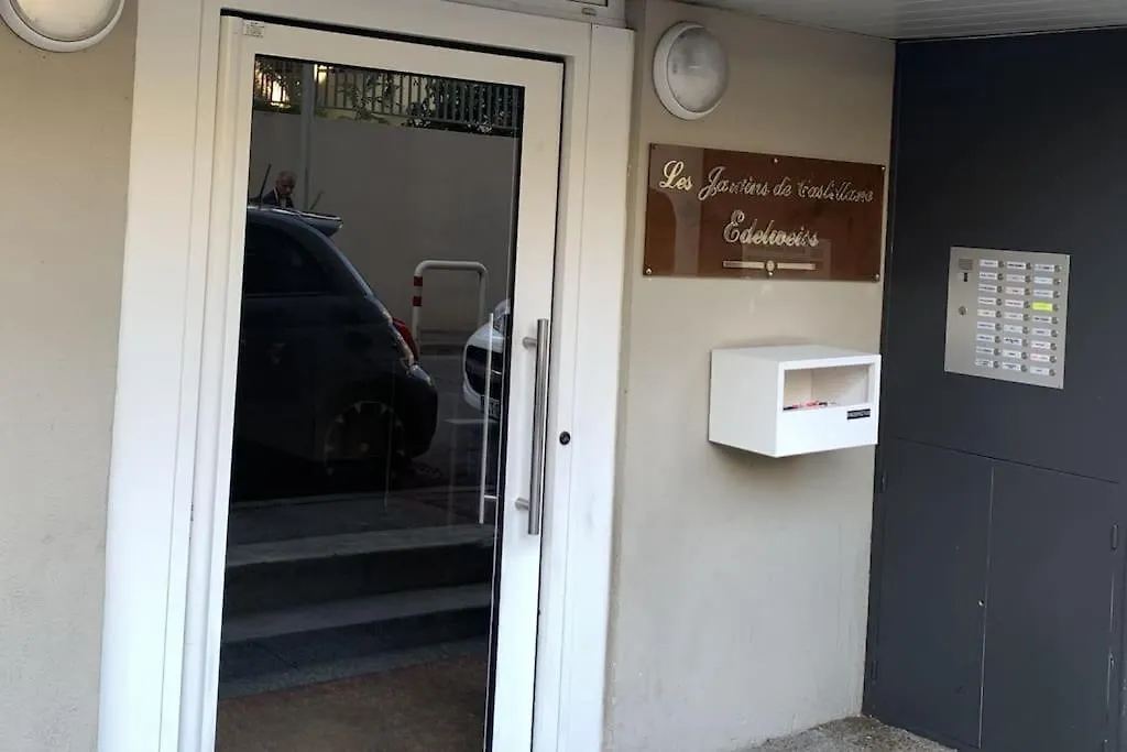 Apartamento Studio Marseille Delphes - Entree Autonome